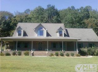 640 Smith Chapel Rd, Tullahoma, TN 37388