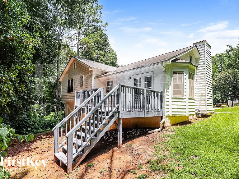 1775 Independence Dr — Photo 18