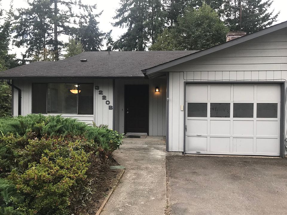 1st image of 3220 26th Ave NE #B