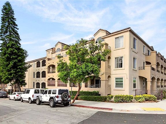 3rd image of 1775 Ohio Ave Unit 106