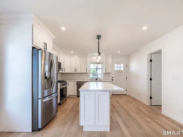 330 Pleasantview Ave #1 — Photo 7