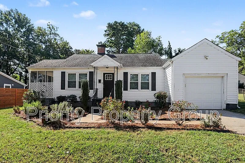1317 Remount Rd