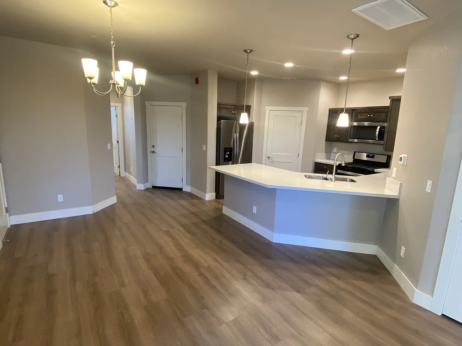 1208 Montevideo Circle - 1 — Photo 3