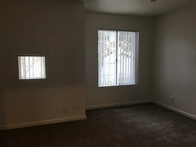 University Place Apartments — Photo 7