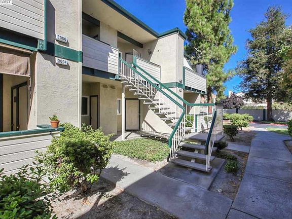 3rd image of 3006 Flint St #58