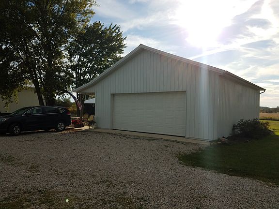 28 x 34 garage with porch