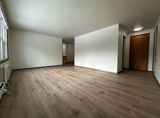 1012 Lime Kiln Rd #2, Green Bay, WI 54302