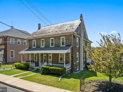 210 Main St, Green Lane, PA, 18054