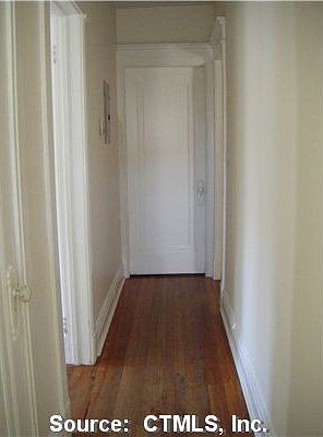 5th image of 243 Alden Ave