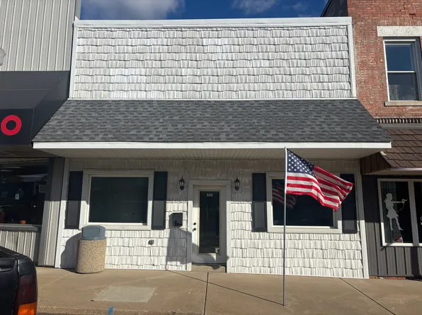 320 N Main St #0, Roanoke, IL 61561