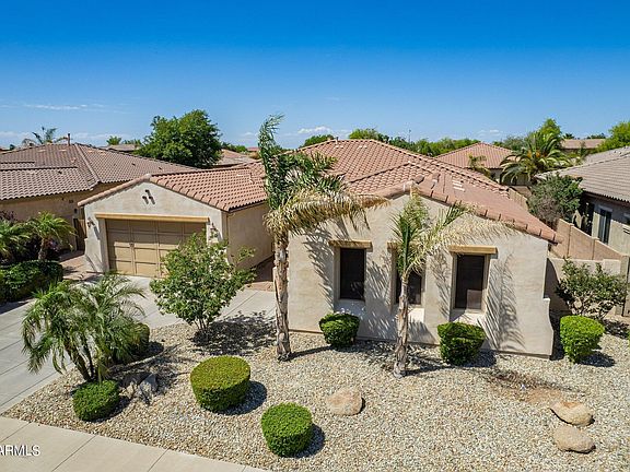 5th image of 402 W ASTER Drive