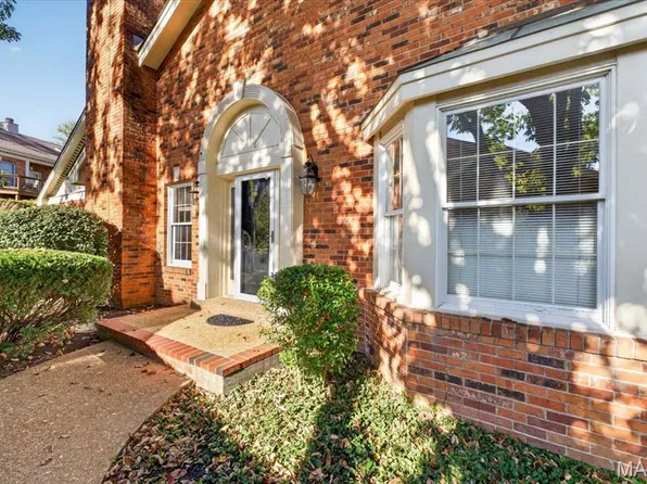 13314 Fairfield Circle Dr, Chesterfield, MO 63017