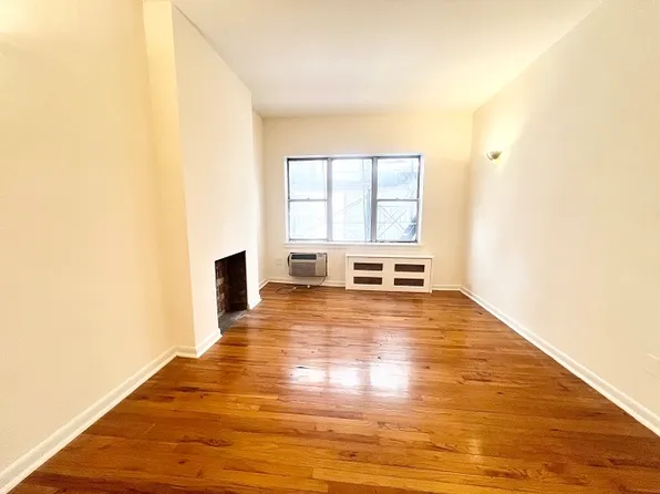 535 Third Avenue image 1 of 12