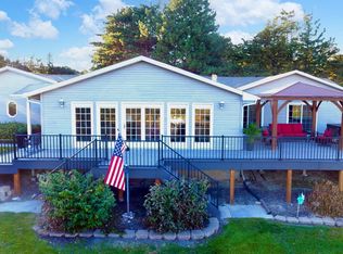 3321 E Arbor Ln, Kearney, NE 68845