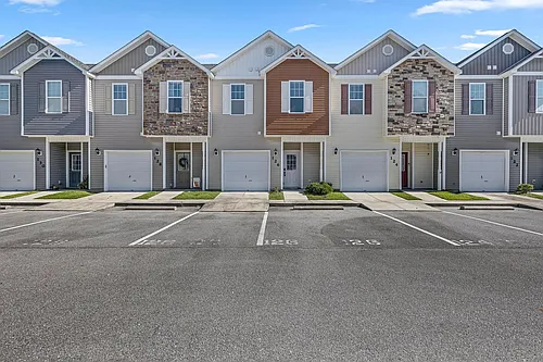 126 Waterstone Ln Photo 1
