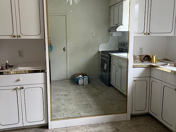 2nd image of 8661 20th Ave