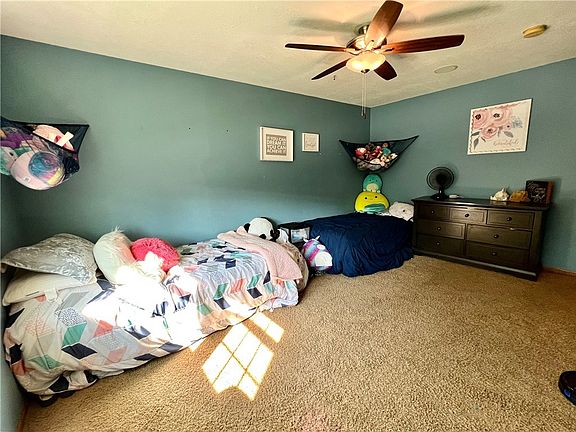 5th image of 601 Van Horne Cir