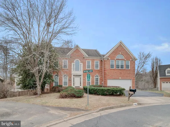 4361 Glastonbury Ct, Dumfries, VA 22025