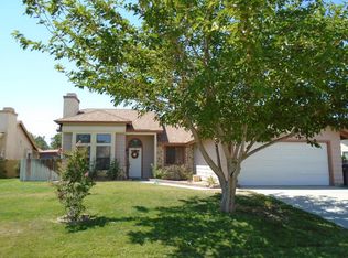 4214 Saddleback Rd, Palmdale, CA 93552