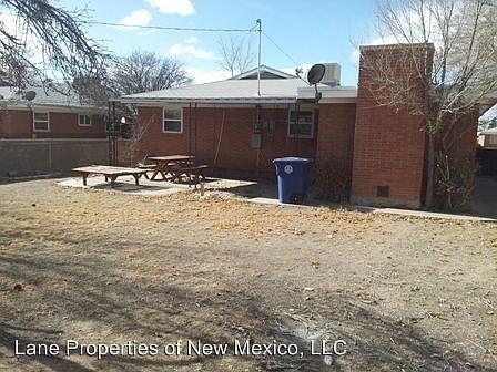 2nd image of 1108 Dakota St SE