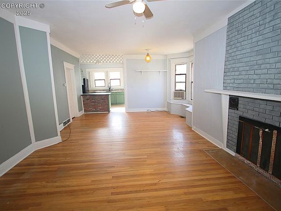 4th image of 606 Woodlawn Ave