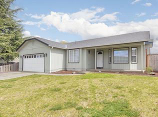105 SE Yorktown Rd, Grants Pass, OR 97527