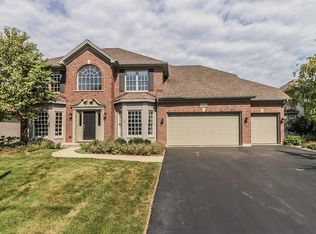 3727 Landsdown Ave, Naperville, IL 60564
