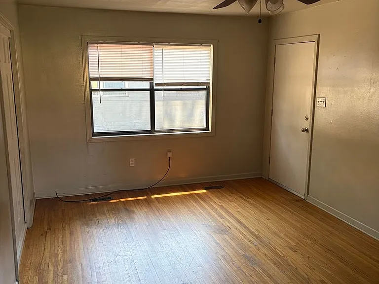 2500 Dodson Ave — Photo 5