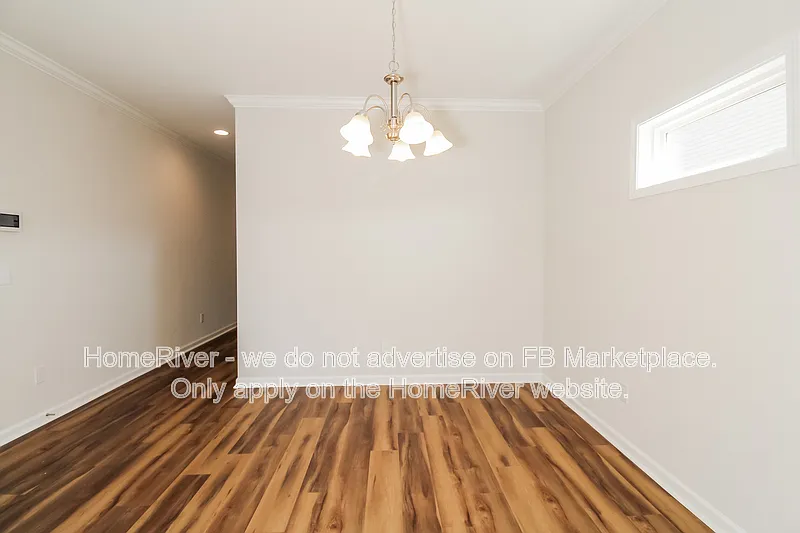 5 bed, 3.0 bath, 2225 sqft, $2,275 — Photo 4