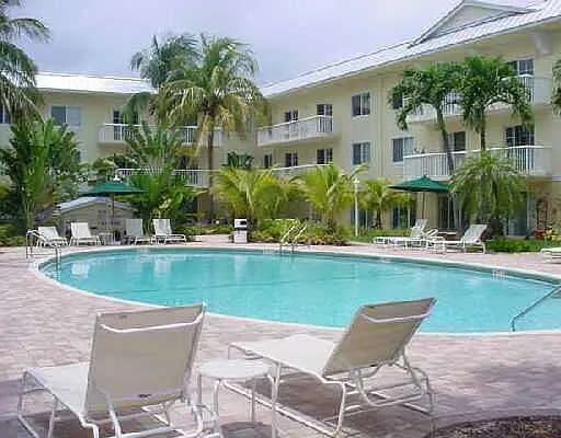 1515 E Broward Blvd #221 — Photo 1
