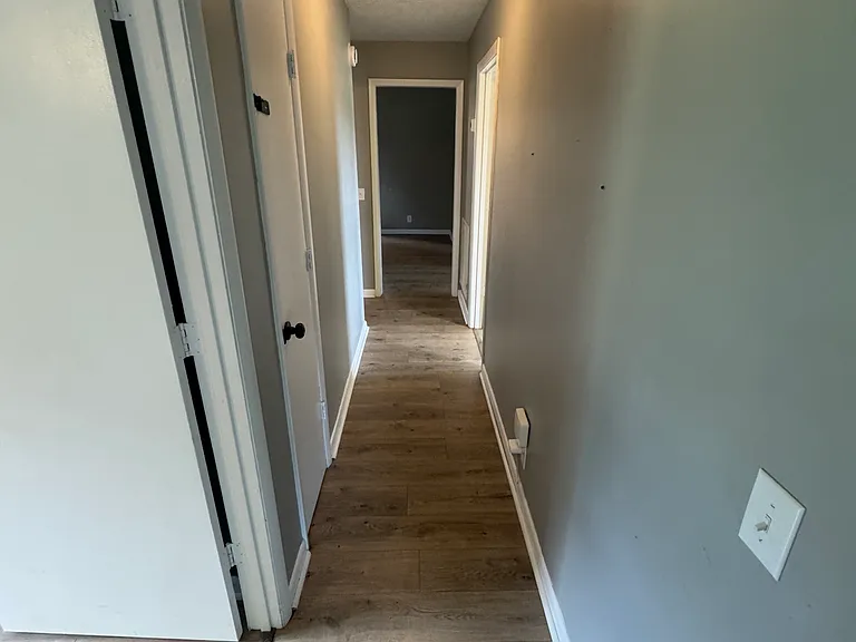 503 Center Dr — Photo 16