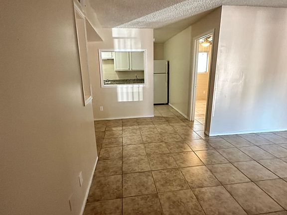 5th image of 809 E Vogel Ave APT 30