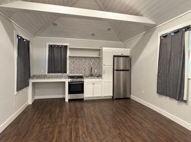 179 Montauk Ave, New London, CT