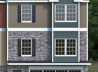 128 Peel Ln, Newark, DE 19702