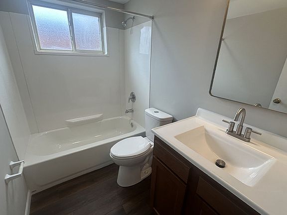 5th image of 545 Lowell Ave APT 6