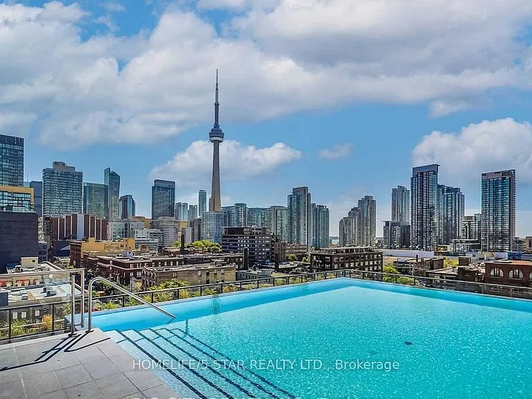 560 King St W #618 — Photo 17