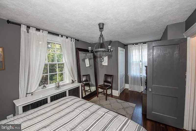Thumbnail 16