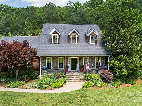 2nd image of 4176 Adlee Ct