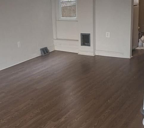 5th image of 3325 N American St
