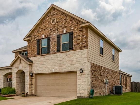 3rd image of 8724 Stone Valley Dr