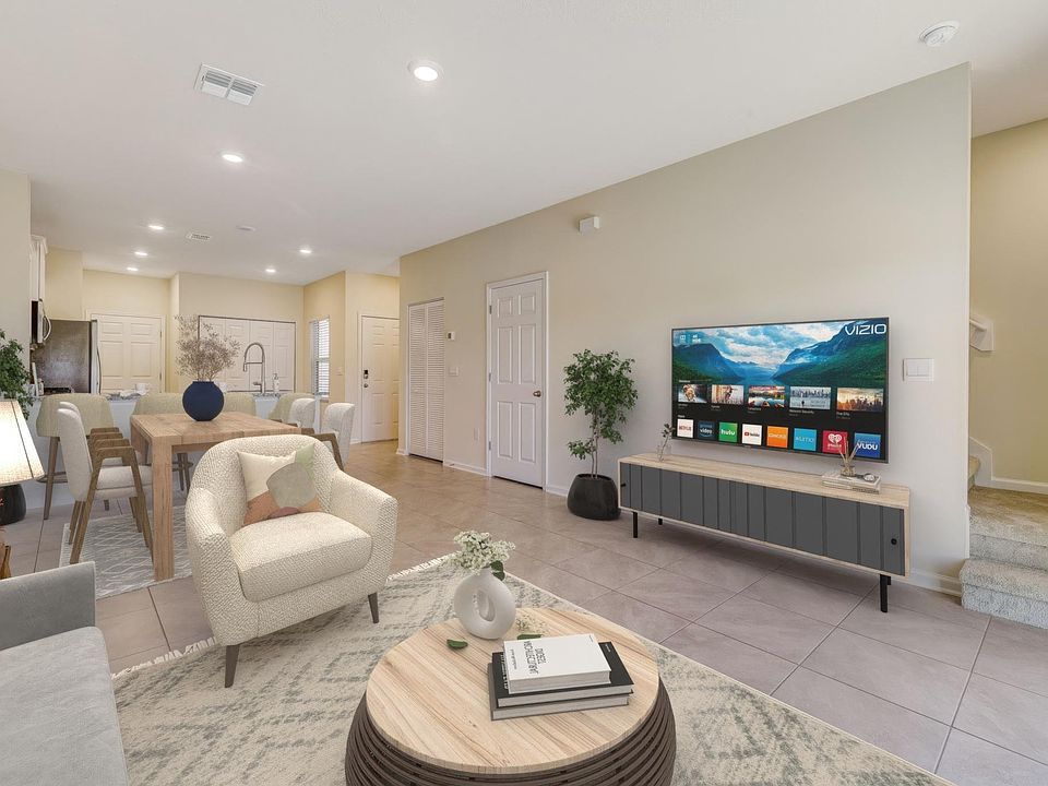 1st image of 67A Temple Dr