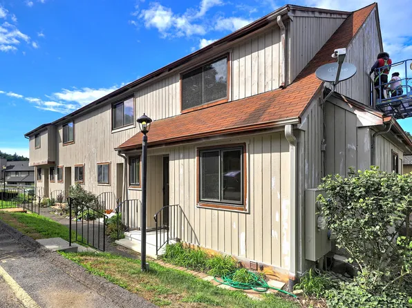 93 Dorchester Court #93, Beacon Falls, CT 06403