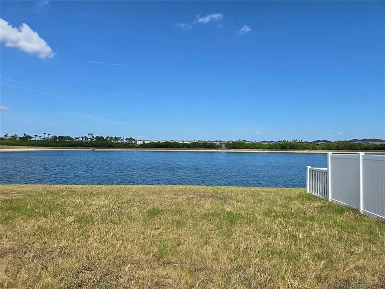 838 Olive Conch St — Photo 18