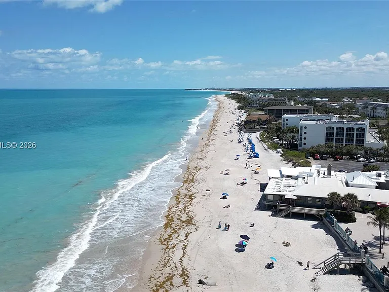 23 Royal Palm Point #B — Photo 31