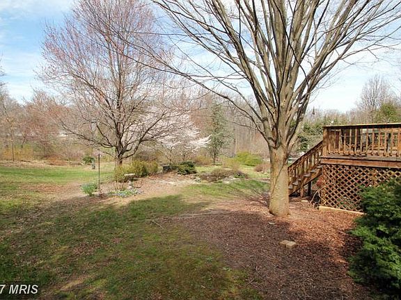 2nd image of 3304 Tudor Ct