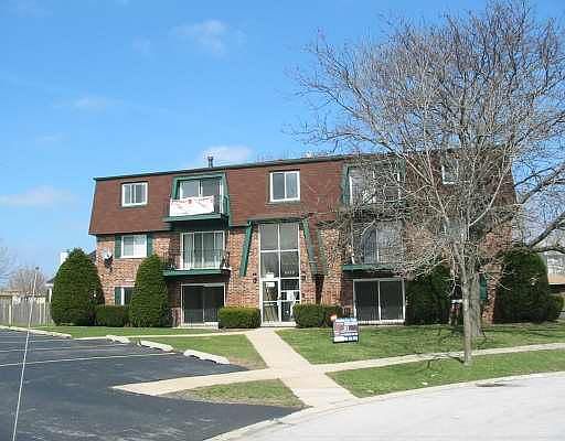 1st image of 7100 W 166th St #2B