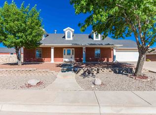 2529 Oakmont Dr, Alamogordo, NM 88310