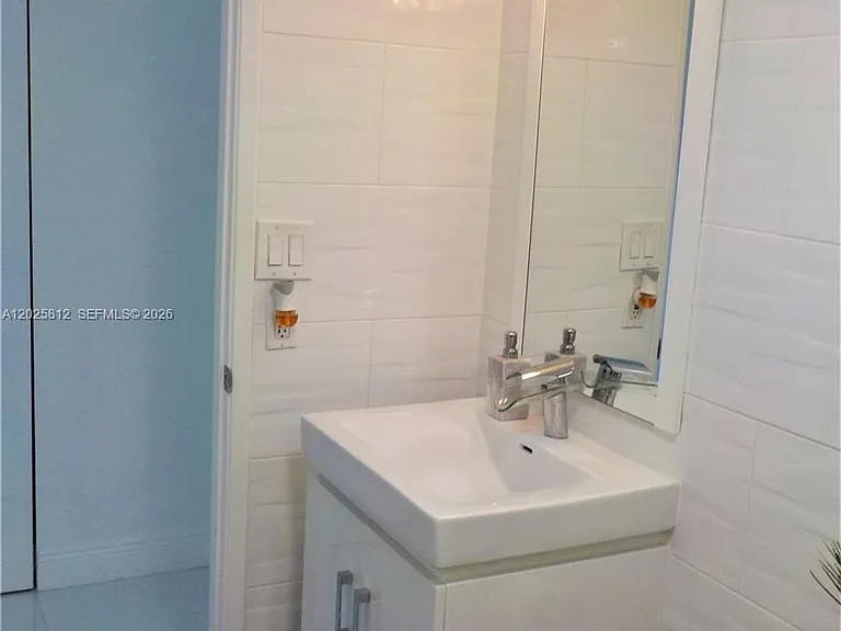 20225 NE 34th Ct #618 — Photo 12