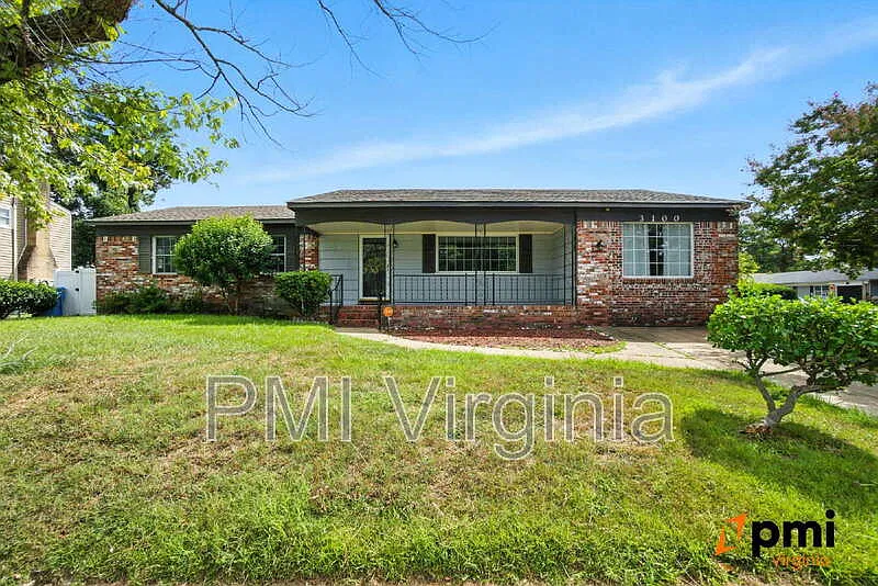 4 bed, 2.0 bath, 1786 sqft, $2,200 — Photo 3