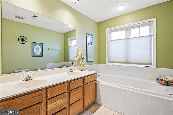 412 E Oakmeade Dr — Photo 15